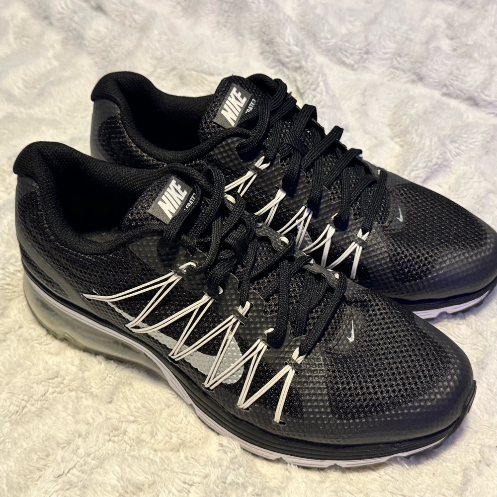 Women’s Nike Excellerate 3